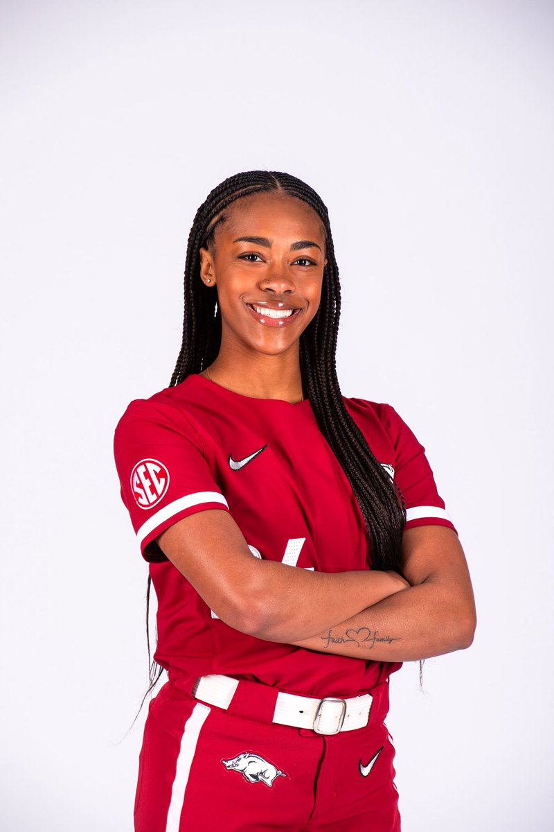 FontenotNyjah's tweet image. Thank you Arkansas for starting my career and giving me a home. Through the highs and lows my teammates and the fans have stayed loyal by my side. With this being said I will be entering the transfer portal with 3 years eligibility!
Contact- nyjahjfontenot@gmail.com