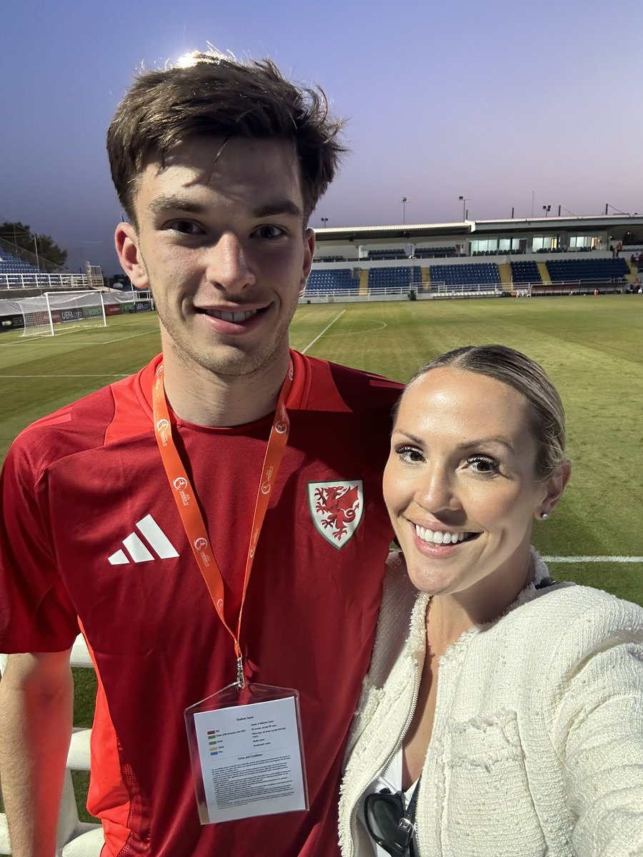 Laura Ruddy tweet media