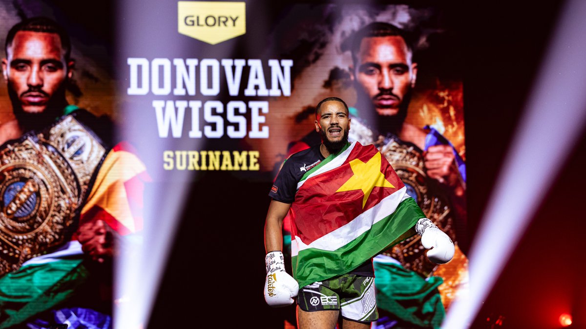Bally__Sports's tweet photo. No doubt about why @DonovanWisse has remained the @GLORY_WS Middleweight champ for nearly 1000 days straight #Glory92 https://t.co/PbjcWL1tTy