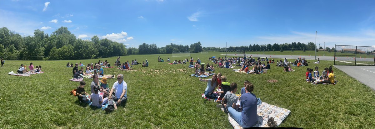 FCPSShiplett's tweet photo. Our poetry picnic was so sweet! βοΈ Our poets were so excited to share their poems! #UESHAWKS https://t.co/vnLsWPxTrH
