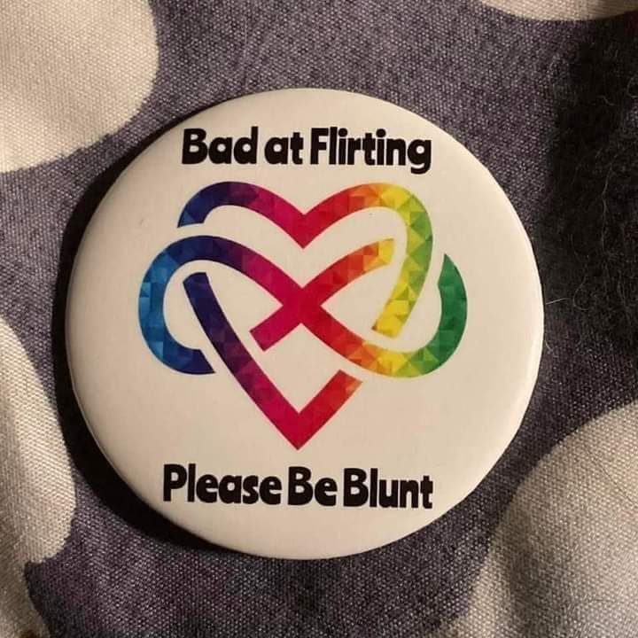 autismsupsoc's tweet photo. Advice for Autistic Flirting:

Wear something revealing ... like this: https://t.co/CFTFfFN5JZ