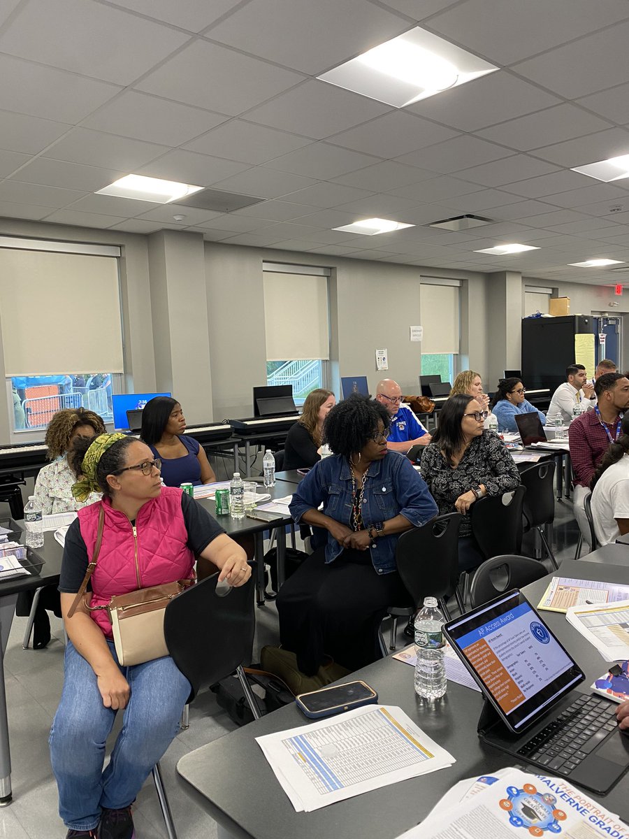 supt4kids's tweet photo. A community engaged with planning for the future @MalverneUFSD https://t.co/Q2GVohs6IX