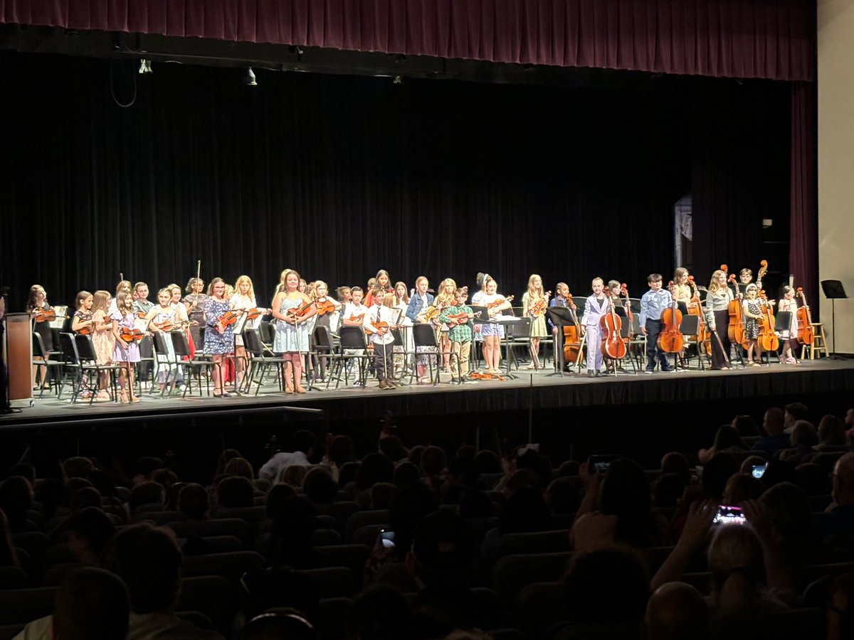 Maria Fajt tweet media