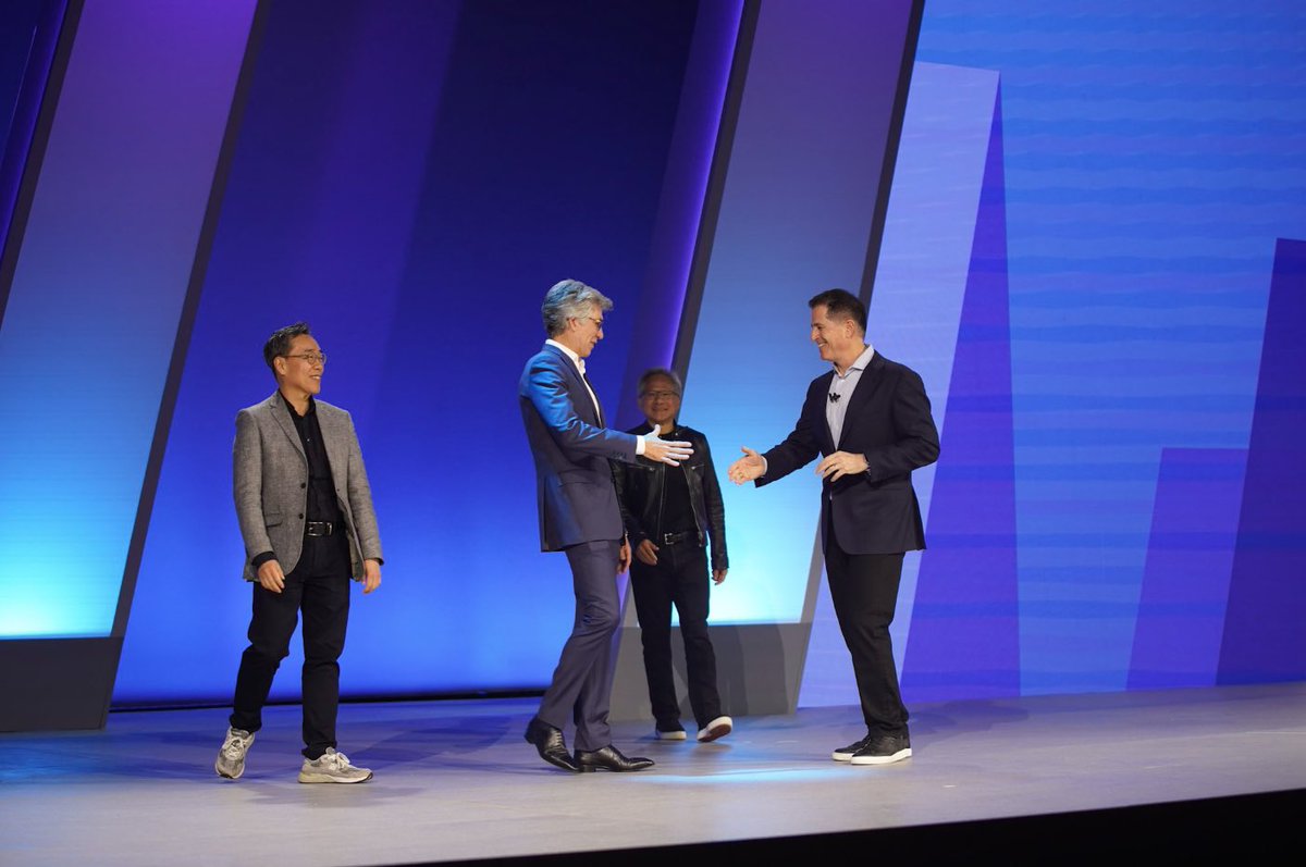 Bill McDermott tweet media