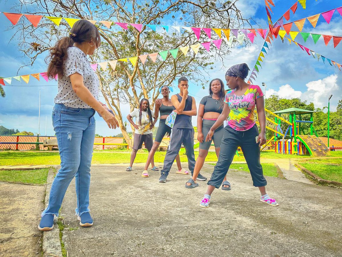 FundacionPlan's tweet image. #EmpoderArteporlaPaz🙌 Con las y los jóvenes de Suárez y Buenos Aires, reconocimos sus transformaciones en liderazgo, incidencia territorial y participación con enfoque de género. Evaluamos el plan de fortalecimiento y descubrimos nuevas oportunidades.