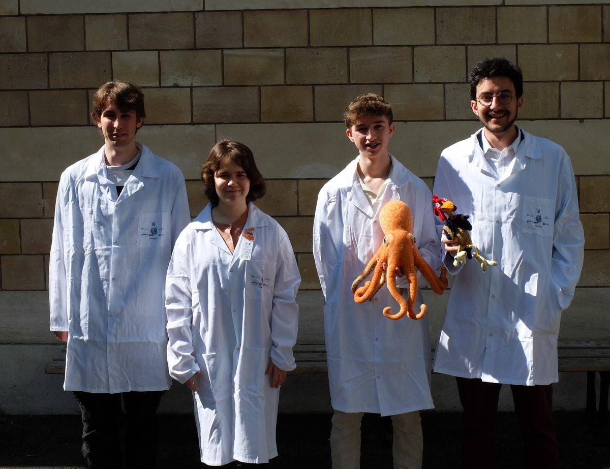🧪 The French team to #IChO2024 has been selected!
Congrats to Milo (Lyon), Élise (Paris), Léo (Paris) and Étienne (Toulouse), and to the other twenty competitors.
Next step: the international competition in Riyadh, stay tuned!