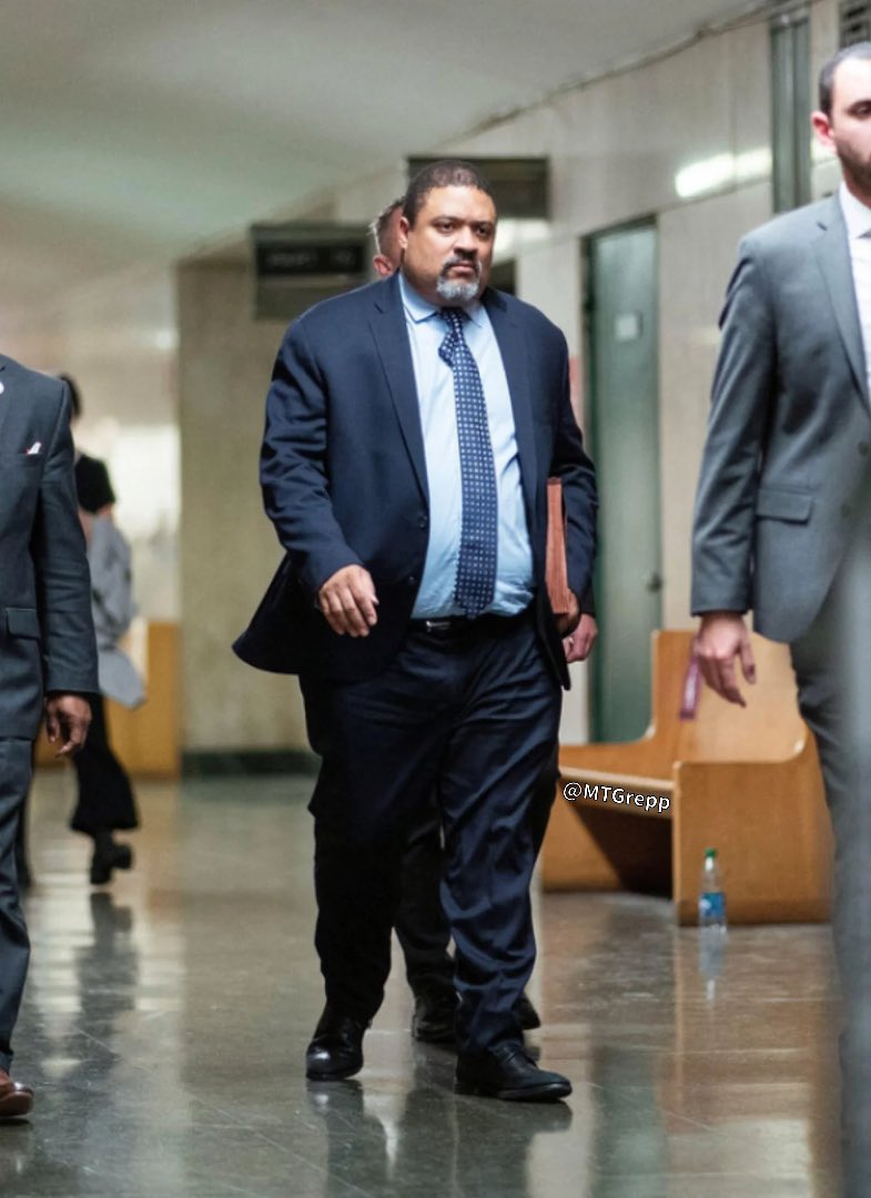 This is called the walk of shame. Alvin “Corrupt” Bragg’s case against Trump has backfired Do you think Alvin Bragg should be investigated for interfering with the 2024 Election ?