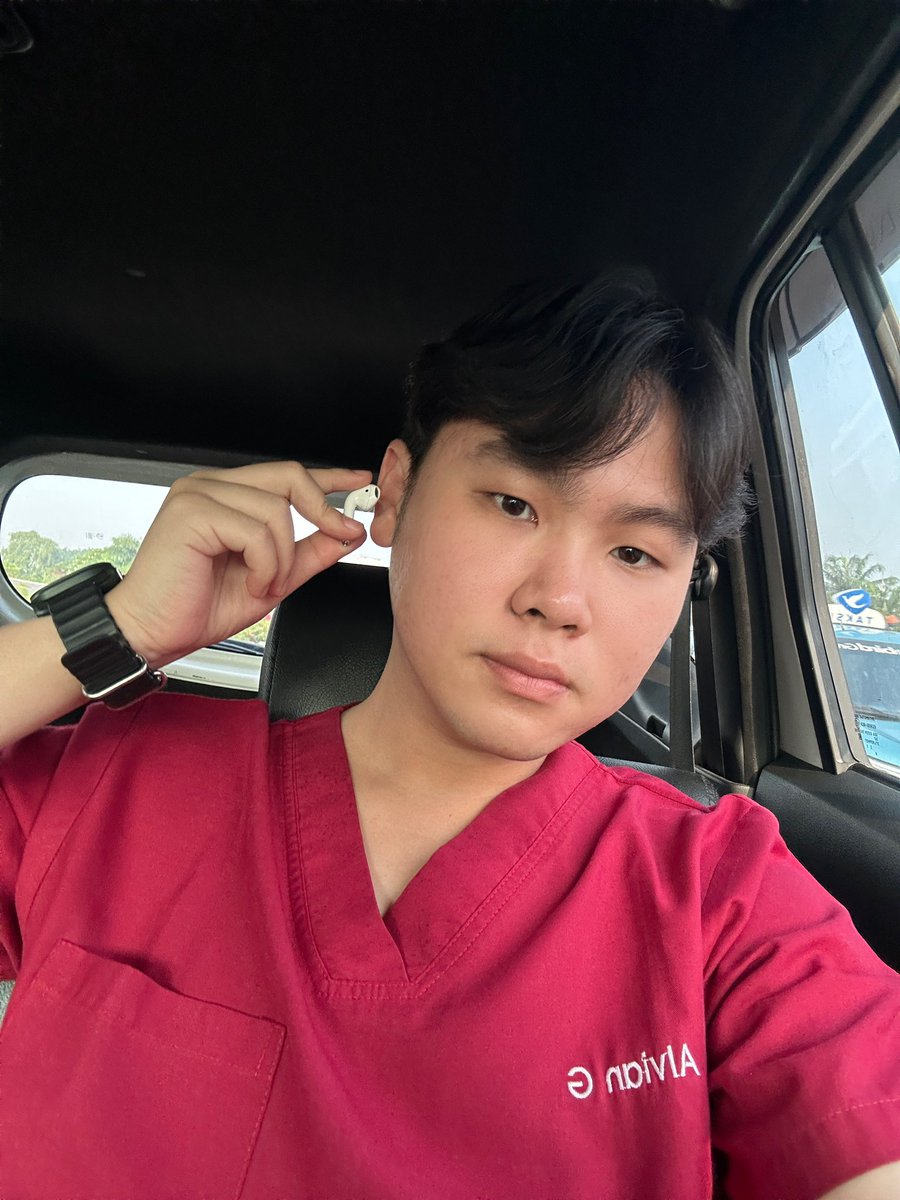 alviansilver's tweet photo. 🌤️ https://t.co/zbpESCyXwh