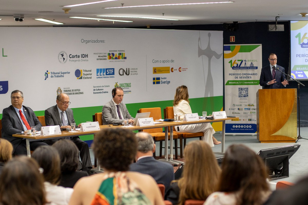 📌Conclui o painel II do Seminário Internacional, abordando a temática da Independência Judicial e Democracia: Novos desenvolvimentos, desafios e impacto. Participaram do Painel II:  🔵Ministro Gilmar Mendes (STF)  🔵Ministro Cristiano Zanin (STF)  🔵Ministra Daniela Teixeira