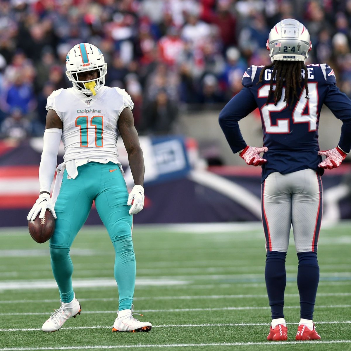 DeVante Parker has announced his retirement from the NFL. He had this to say in his goodbye:

“I appreciate the Dolphins for drafting me and giving me the opportunity. I always will have love for the Dolphins and their organization.”

Major respect and wish DeVante the best🫶🏼