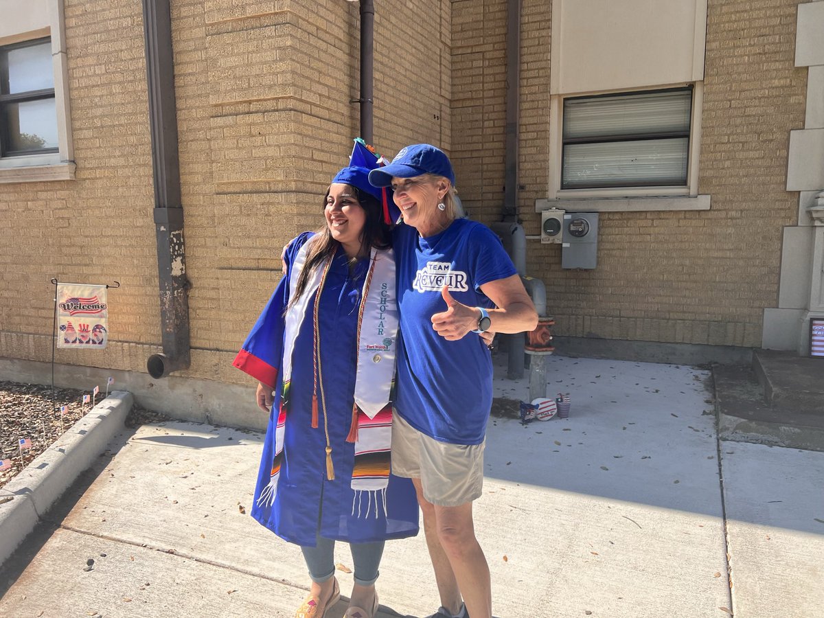 OD Wyatt Senior Walk 2024. Proud Panthers of Oaklawn. From the early beginnings to the 1st major milestone. We’re proud of you! @CortezLupe1 @CharlieGarciaFW @nanedrab @ODWyattFWISD