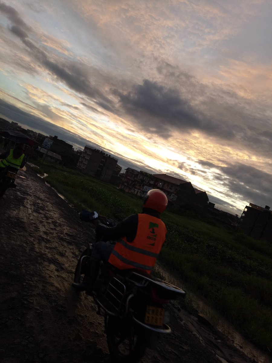 thebig_chiefa's tweet image. Early bird things 😊☺️compassions are truly renewed every morning 🌄 @TECNOMobile254 
#CamonCapture
#Camon30Series