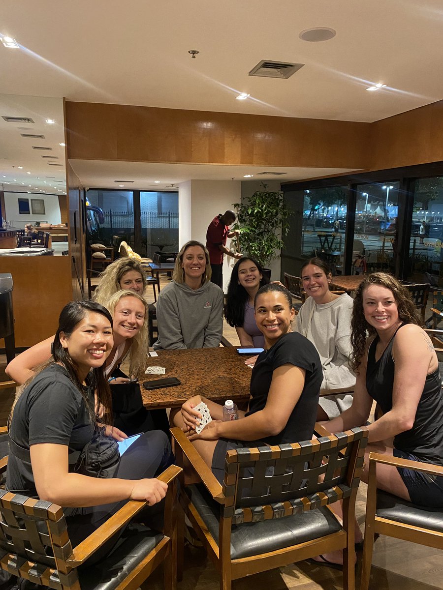 linabrait's tweet image. There are no words to thank you. I really didn't expect that. You made my day and made my birthday unforgettable! Thank you so much ❤️ I love you 🇺🇸❤️ Already miss you 🥰