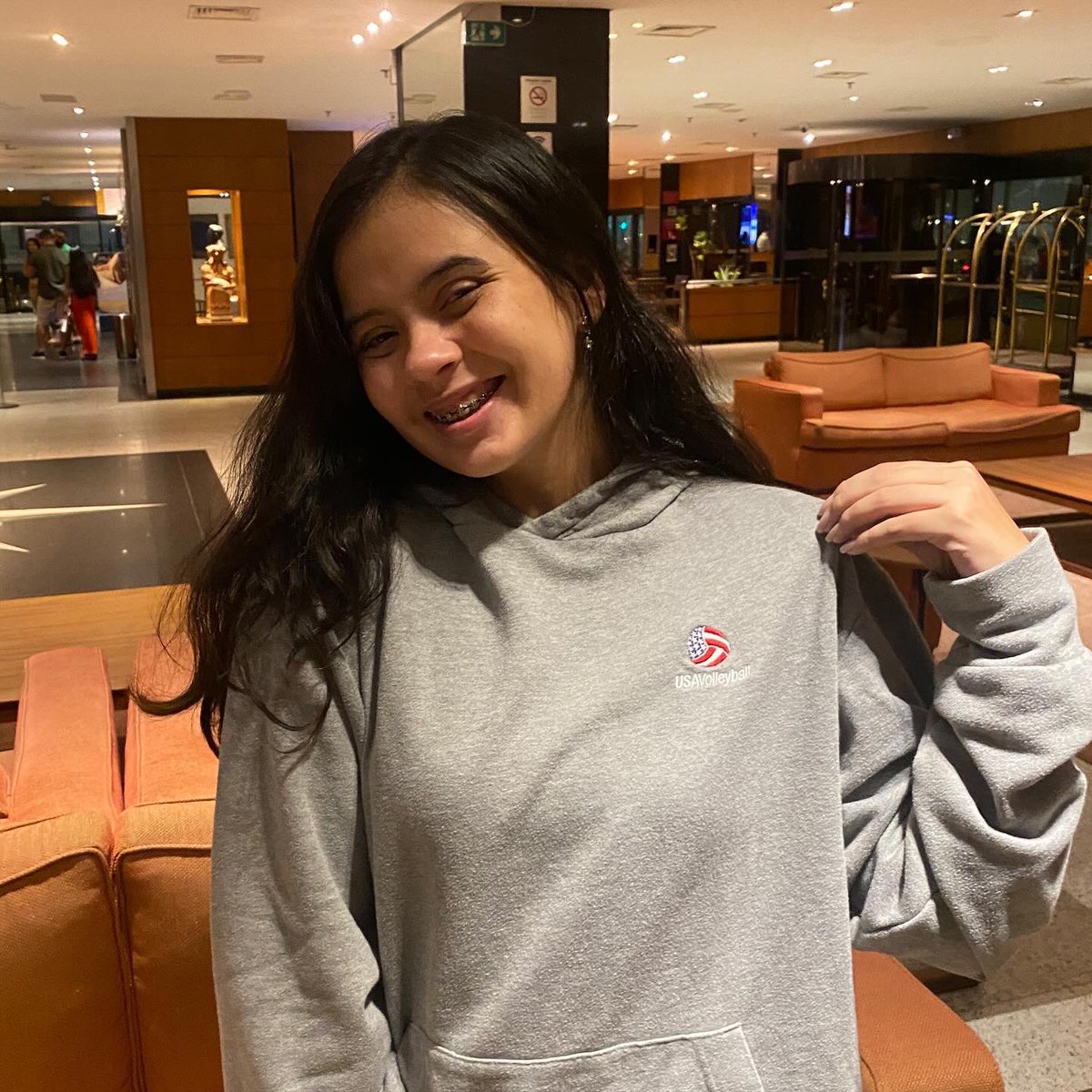 linabrait's tweet image. There are no words to thank you. I really didn't expect that. You made my day and made my birthday unforgettable! Thank you so much ❤️ I love you 🇺🇸❤️ Already miss you 🥰