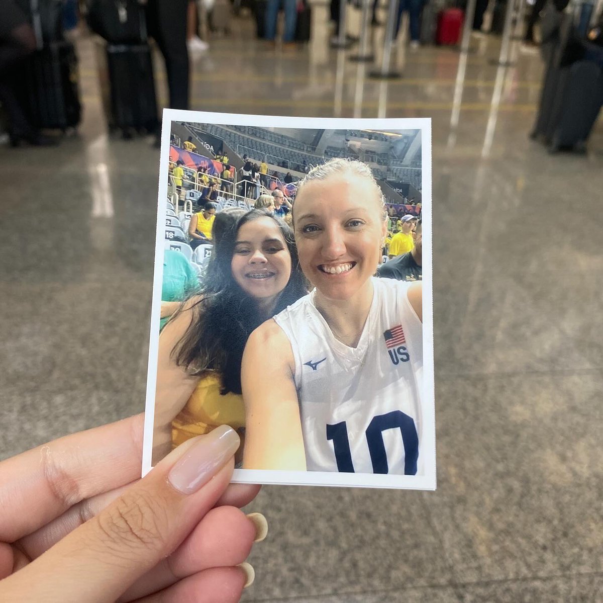 linabrait's tweet image. There are no words to thank you. I really didn't expect that. You made my day and made my birthday unforgettable! Thank you so much ❤️ I love you 🇺🇸❤️ Already miss you 🥰