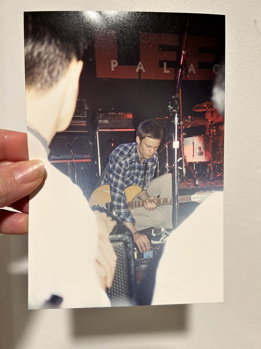 TFW your photo of Neil from a 1994 Slowdive gig is found on Pinterest by a Gen Z fan account and repurposed. They also called it “Pygmalion era” which is categorically false.