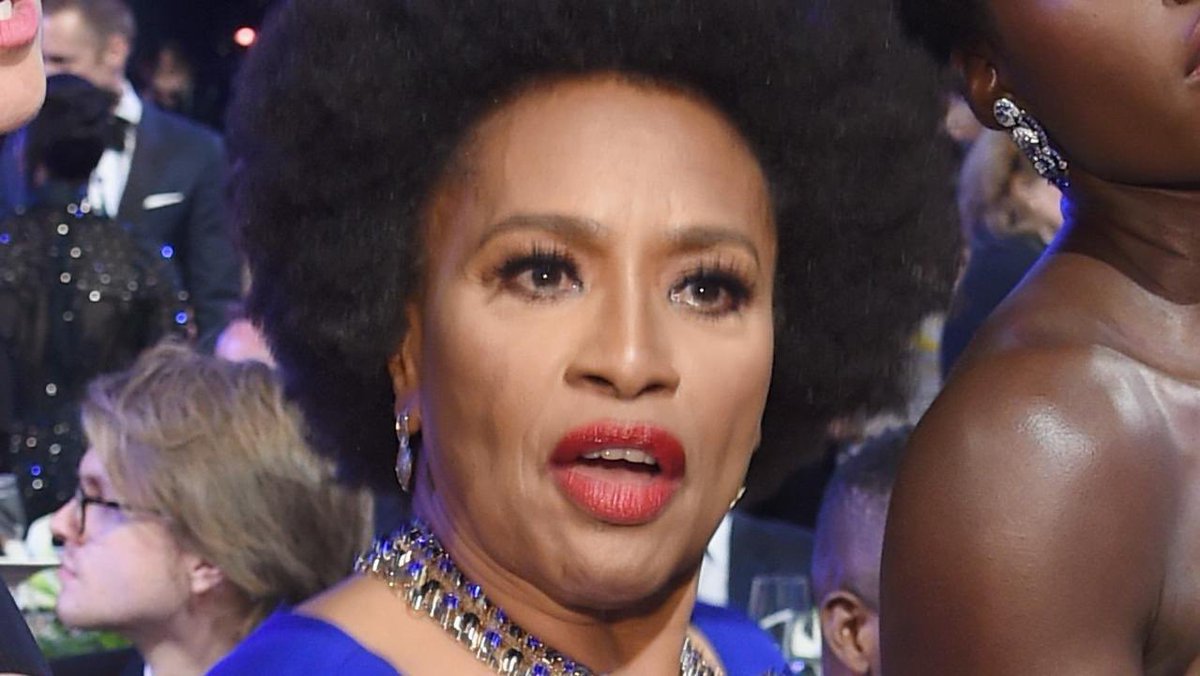 🚨Hollywood actress Jenifer Lewis says 'All Trump Supporters Are F***ing Idiots and He's Hitler' What's your reaction?