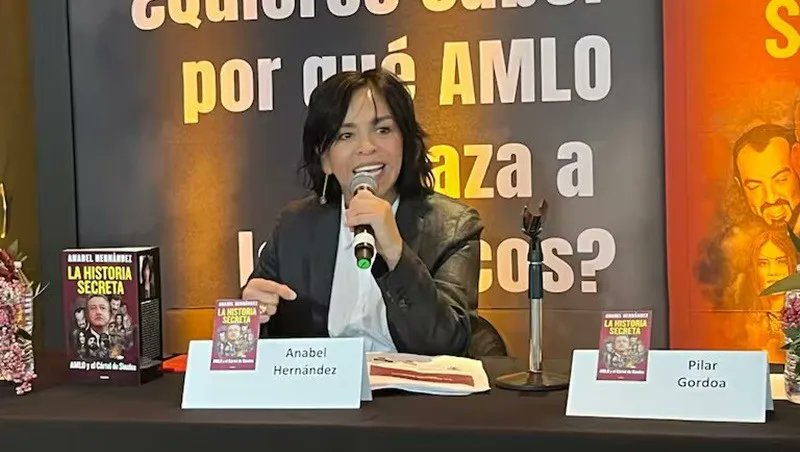 LesAceitunas's tweet image. 📢🔊 Anabel Hernández revela audios inéditos que vinculan a #AMLO con el Cártel de Sinaloa. La investigación sugiere apoyo económico desde las elecciones de 2006.
mxpolitico.net/anabel-hernand…
