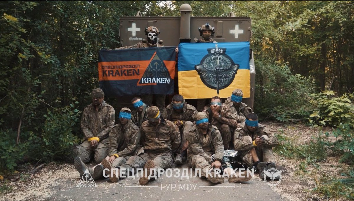 🇺🇦 “Kraken” battalion captured a group of russian PoWs near Chasiv Yar in Donbas. To be exchanged for Ukrainian soldiers. #StandWithUkraine