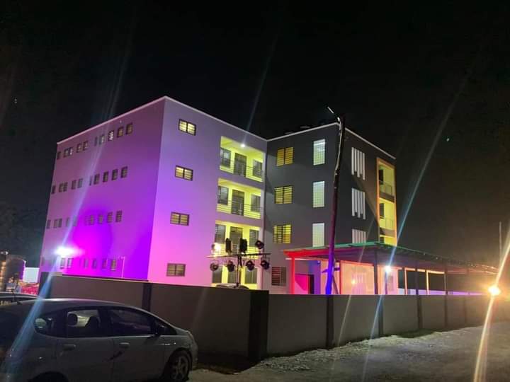 Night view of one of the vocational skills facility and hostel for Kayeyei we promised. 

It will be commissioned tomorrow.

#ItIsPossible