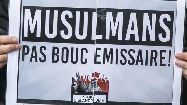 @Mahdi_UmmatVox Pourquoi les fidèles sont restés ?
In3el bou leur ingérence dans notre pratique.
Loi 1905, c'est pr du zebda?

@iboudjekada @MathildePanot @CaronAymericoff le colonialisme interne est flagrant! Ns ne sommes pas d indigènes à dresser! C quoi cette intimidation ?