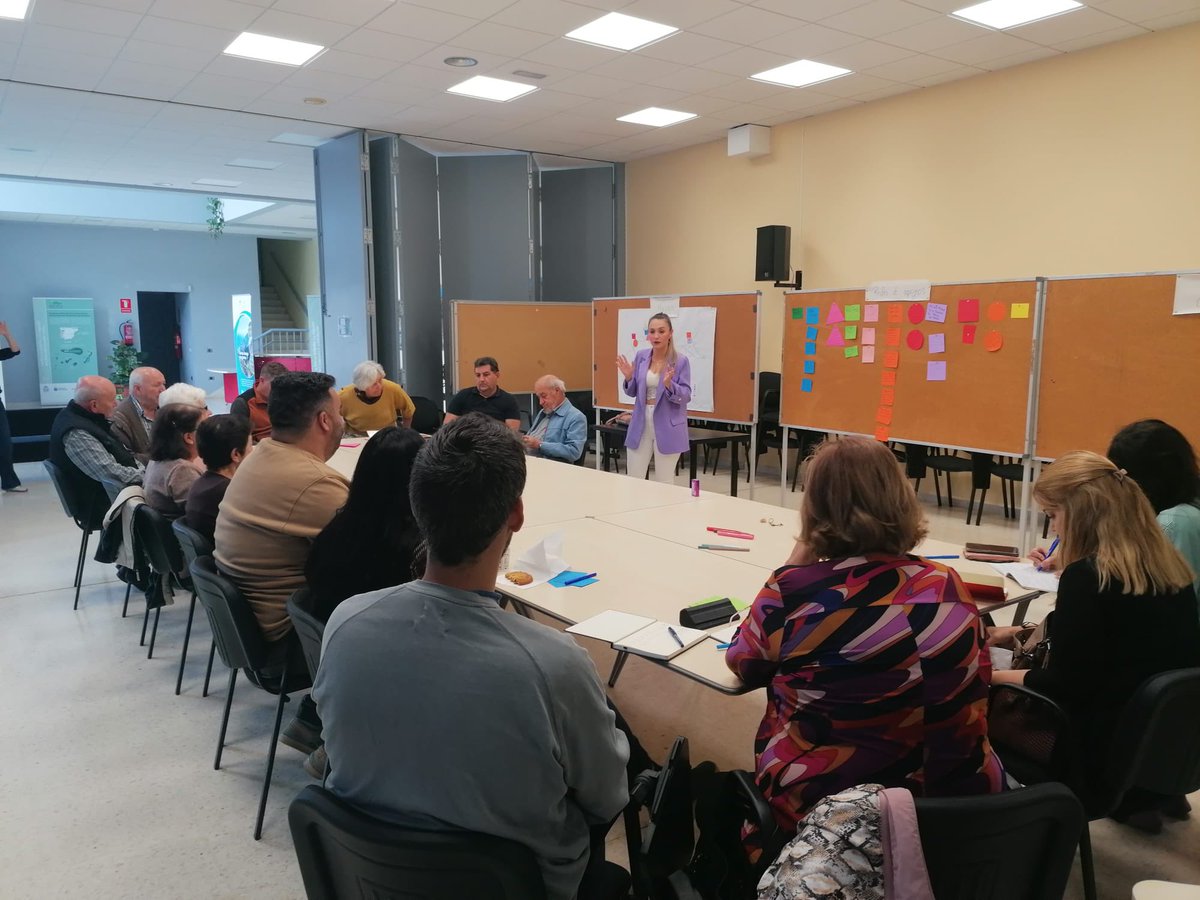 ayto_tegueste's tweet photo. 📸 Así transcurrieron las jornadas para fomentar el voluntariado y el asociacionismo del pasado fin de semana. 

(+) https://t.co/Q2nezJiMD2