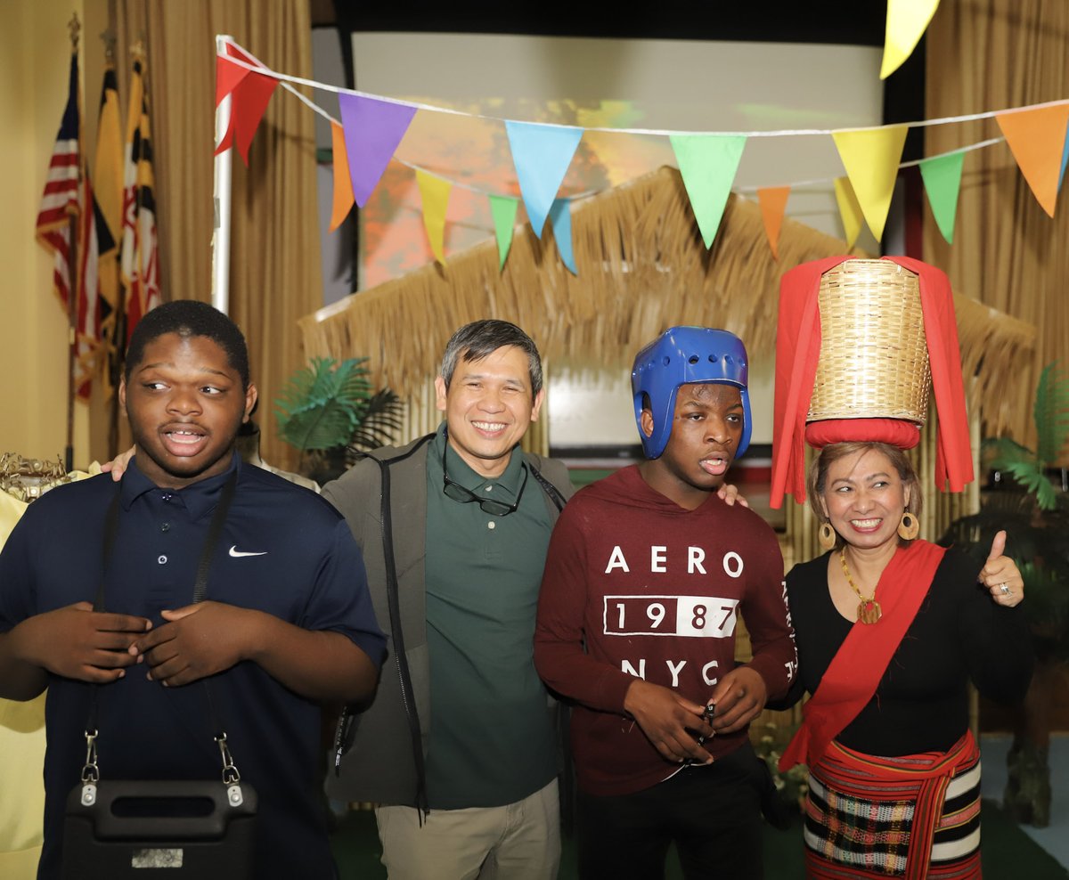 Last week, Baer students celebrated the arts and culture of the Philippines as part of AAPI Heritage Month. They learned the Igorot ethnic dance and experienced traditional Filipino food such as lumpia and pancit.

#BaerStrong #BCPSS @BaltCitySchools
@SwintonBuck