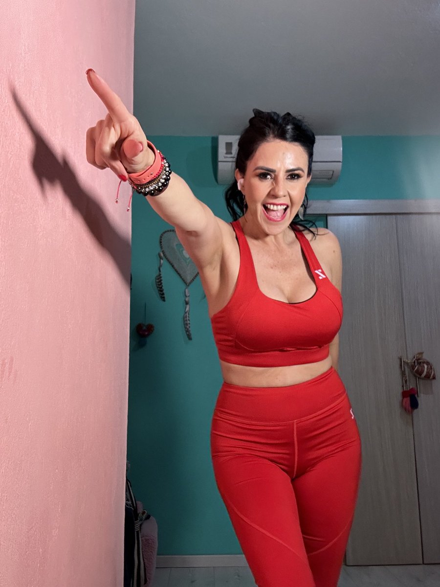 Te invito a cada día agrade por tu salud, ya sea que estés disfrutando de ella o atravesando un proceso de enfermedad. Agradécele a tu cuerpo su sabiduría para sanarse, agradece por la salud que gozas o estás generando con tratamientos, nuevos hábitos y nuevos pensamientos.