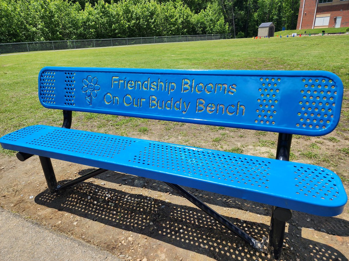jmaxflow's tweet photo. The @ROSArockets PTO dedicated 2 new 'Buddy Benches' today. K and 1st graders listened to Ms Black read "The Buddy Bench" to learn that the bench is a place where friendships grow! Thanks to all the families who donated to these benches. @CabCoSchools https://t.co/eICUb9vM55