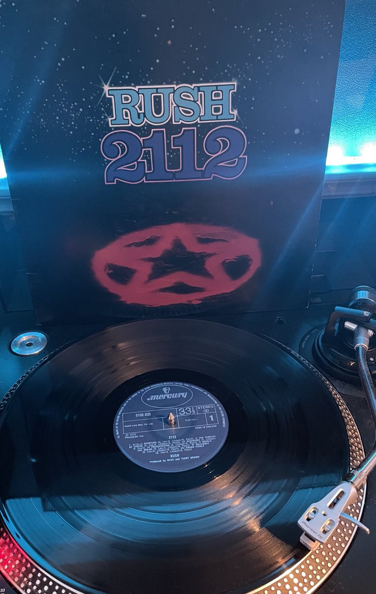 Playing now: Rush, 2112.
