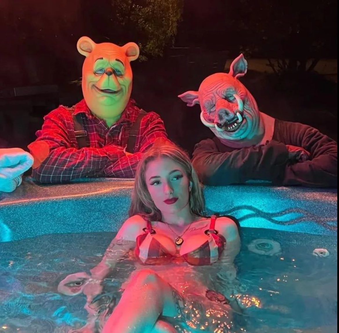 ᴘᴏᴏʜ ᴀɴᴅ ɪ  ᴡᴀɴᴛꜱ ᴛᴏ ᴋɪʟʟ ʜᴇʀ ꜱᴏ ʙᴀᴅ 
🩸🪓