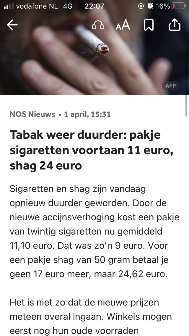harmieke's tweet photo. @RTVDrenthe Wat is elite? Beetje overdreven. Een boek is ongeveer net zo duur als een pakje shag. En roken wordt toch ook niet alleen gedaan door ‘de elite’🙈 https://t.co/kIZHsjSTtG