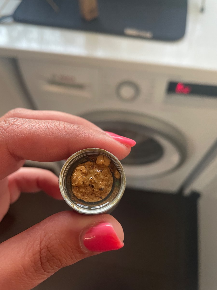 kittykomp's tweet photo. @thameswater thank you for clogging up my tap with gunk from a road leak and telling me I needed to get a plumber! https://t.co/LEIujEY0Hq