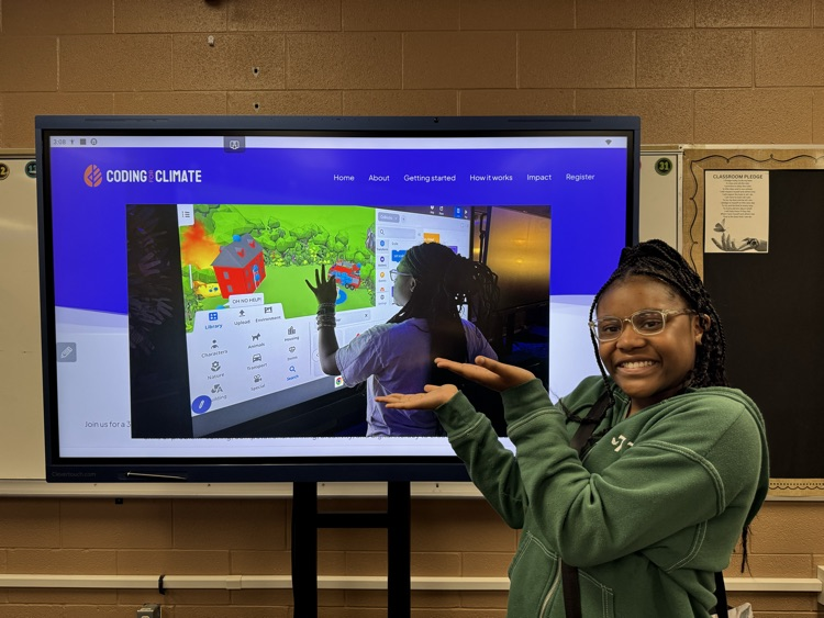PTJHPirates's tweet image. Look who is one the main page of Coding4Climate.org! PTJH Rockstar Teniyia! 
#coding4climate @cospaces @BenQ
