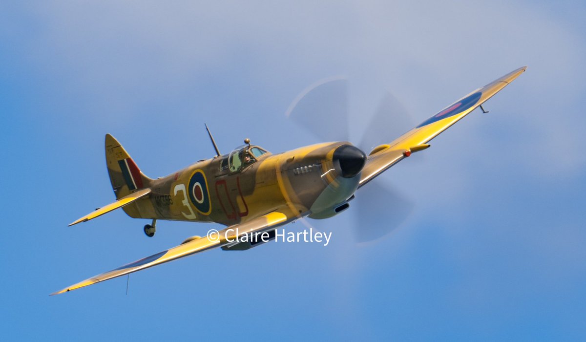 MK356 beautifully displayed by @BBMF_Sugden during PDA today