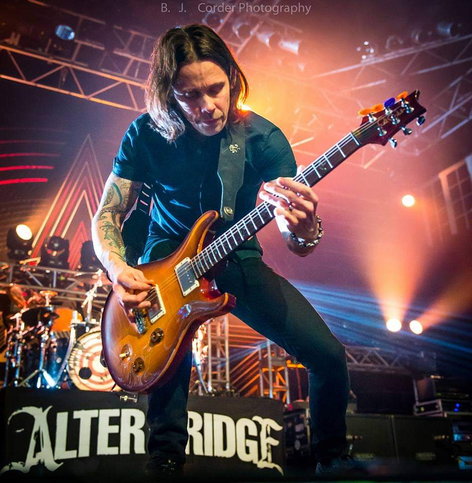 Pic of the day 💖 #MylesKennedy in November 2017 by © Bryan Joe Corder Photography 💥 #AlterBridge #thelastherotour #picoftheday