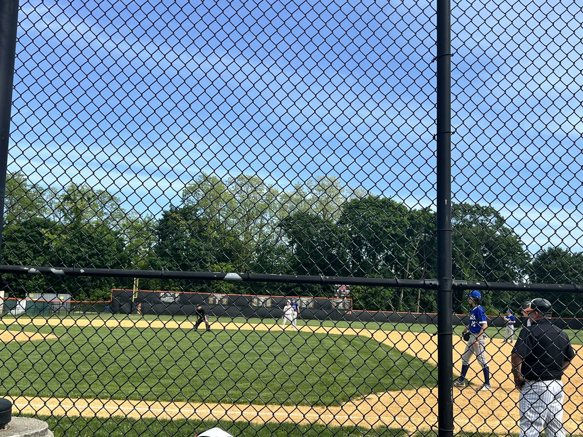 CHHS Baseball is off to a winning start! Up 5-0 to kick off today’s sectional game! 🐯 ⚾️ 🐯 ⚾️