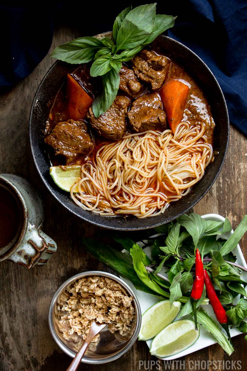 Bo Kho (Vietnamese Beef Stew)
Recipe: pupswithchopsticks.com/bo-kho-vietnam…
#foodie #Nomnom #asianrecipes #asianfood