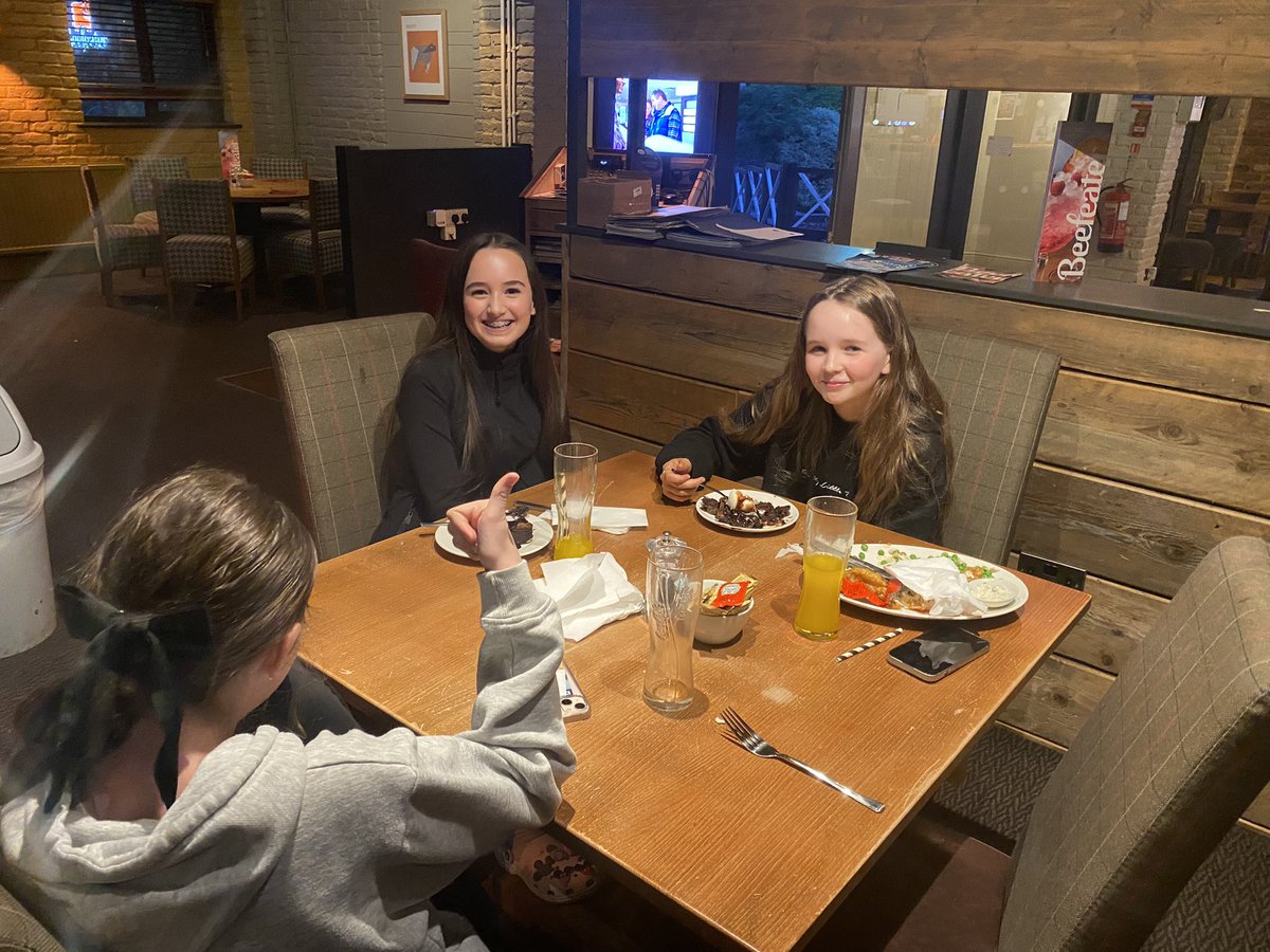 GryffeStem's tweet photo. After a successful bus journey, we have arrived safely at Chessington and are enjoying dinner.  Counting down the hours until our first rollercoaster 🎢 🙌 #themeparktrip @GryffeHighSch @GryffeActivity https://t.co/2fAU3Usy2C