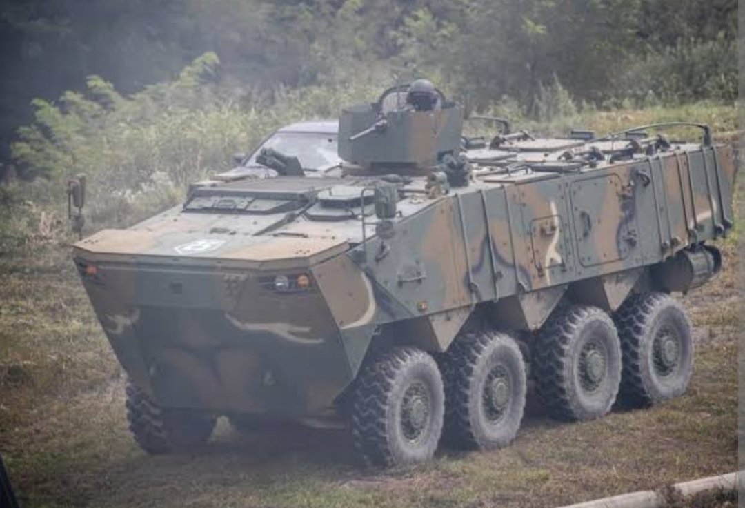 FAME y Hyundai Rotem Corea del Sur, representada por STX Corporation, suscribieron hoy 20 de mayo. Convenio de Asociación Estratégica por 6 años que permitiría, eventualmente, suministrar un lote inicial de 30 vehículos blindados K808 White Tiger (8x8) al Ejército del Perú.