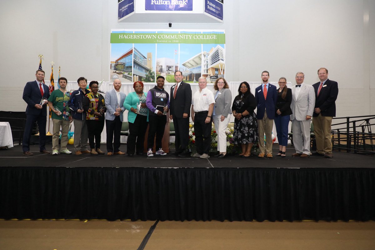 hagerstowncc's tweet photo. Day one of Hagerstown Startup Week was a success! Entrepreneurs, small business owners, inventors, and makers of Western Maryland gathered to connect and gain inspiration.

#hccnow https://t.co/iR1OrucbJK