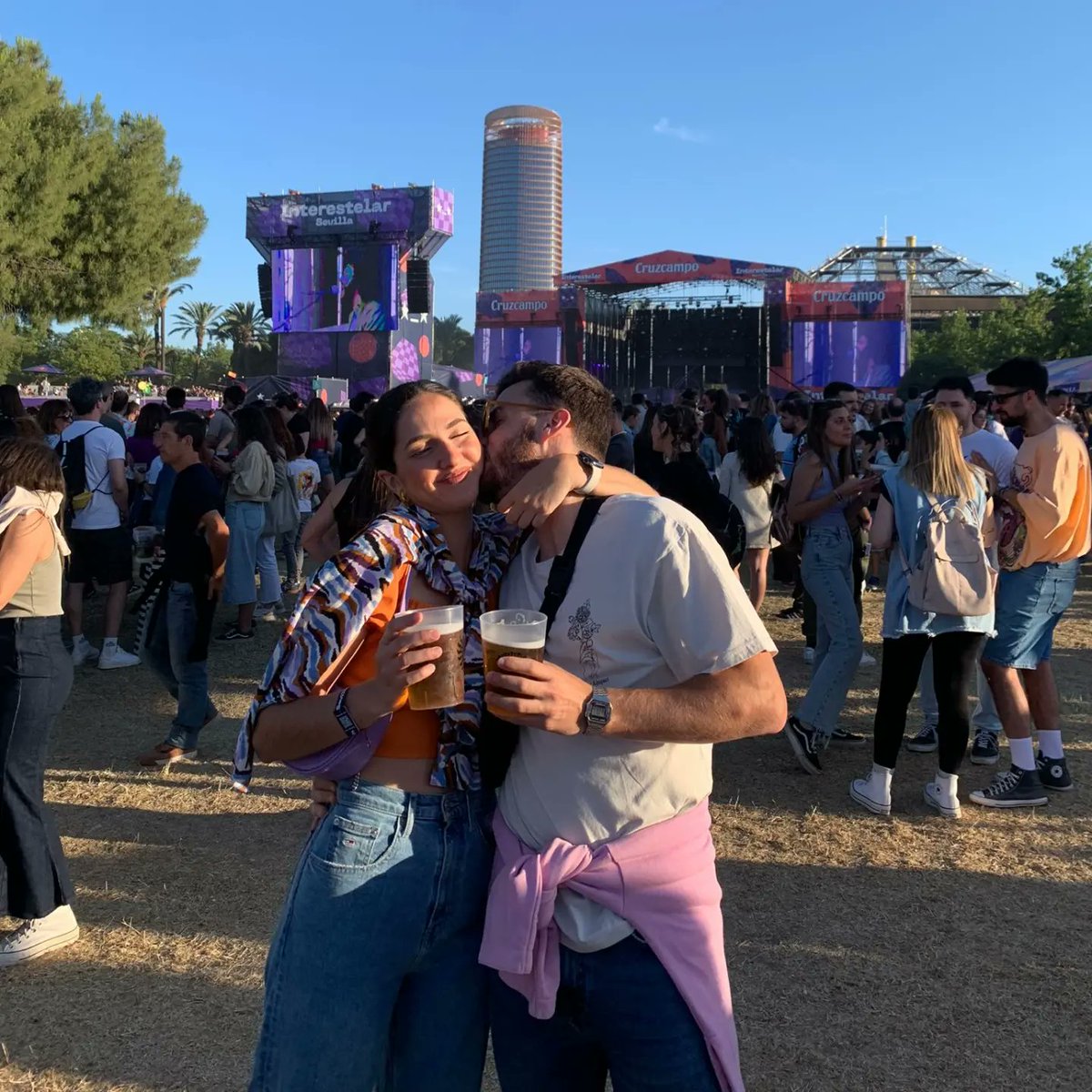 Angelrota7's tweet image. Súbete la Radio ❤️‍🔥