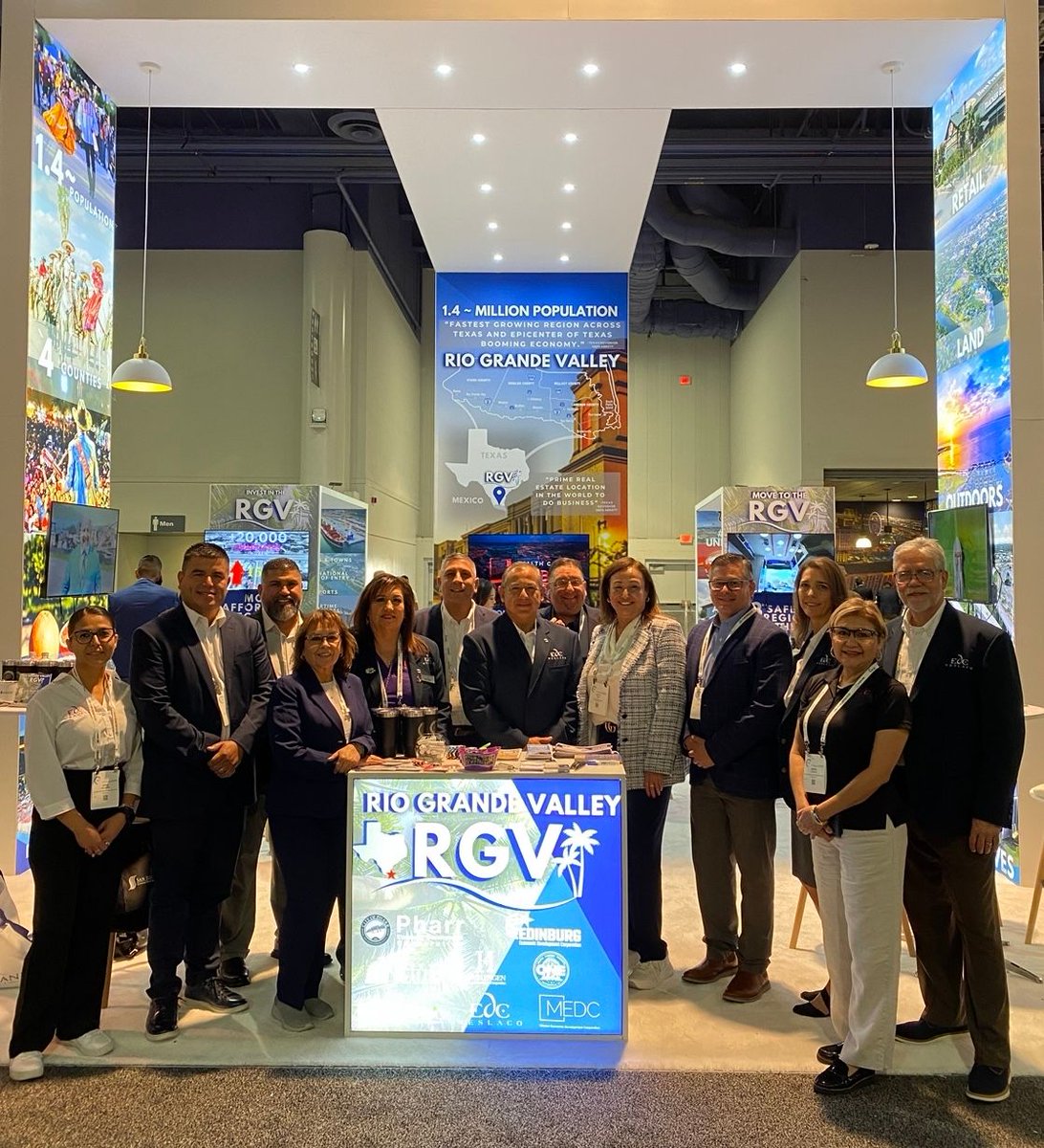WeslacoEDC's tweet image. ICSC RECON in Las Vegas is in full motion! Weslaco’s top leaders are on the ground, connecting with key players, gathering leads, and sealing deals. We’re walking the miles and putting in the hours to put Weslaco on the map! 💫

#ICSCRECON #Weslaco #RGV #econdev