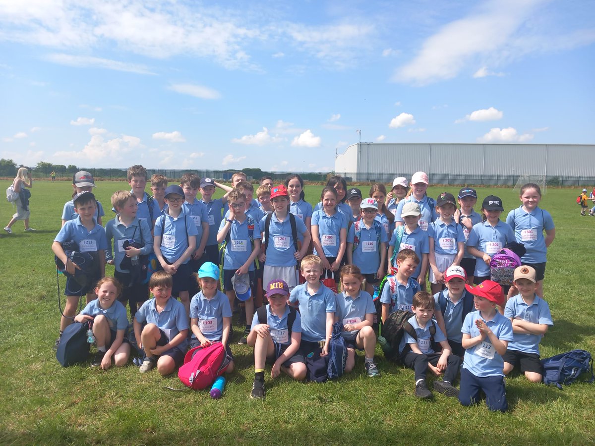 clonmacnoisns's tweet photo. 1st-4th class had a successful day out in Crinkill today at the @OffalySP athletics competition. 🏃‍♂️ 🏃‍♀️ 🌞 https://t.co/TNfATso2cZ