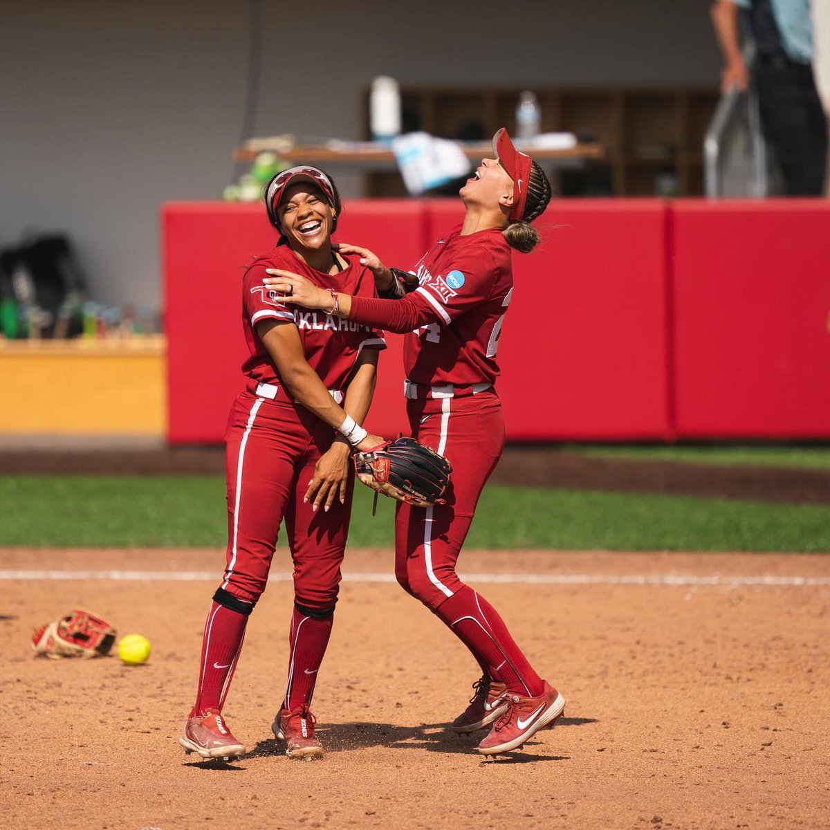 Step one☝️✔️ The Sooners are set to host their first Super Regional at Love’s Field this weekend in a rematch of the 2023 Champ Series 👀 #TeamRawlings #RoadToWCWS @OU_Softball