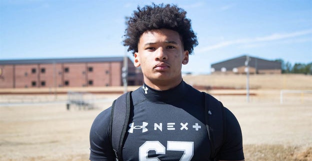 #Michigan stands pretty high for newly-offered 2025 four-star EDGE Julius Holly (@JuliusHolly5) (VIP) 'I would say they stand pretty high. They're just one of those schools that check a lot of my boxes really well.' 247sports.com/college/michig…
