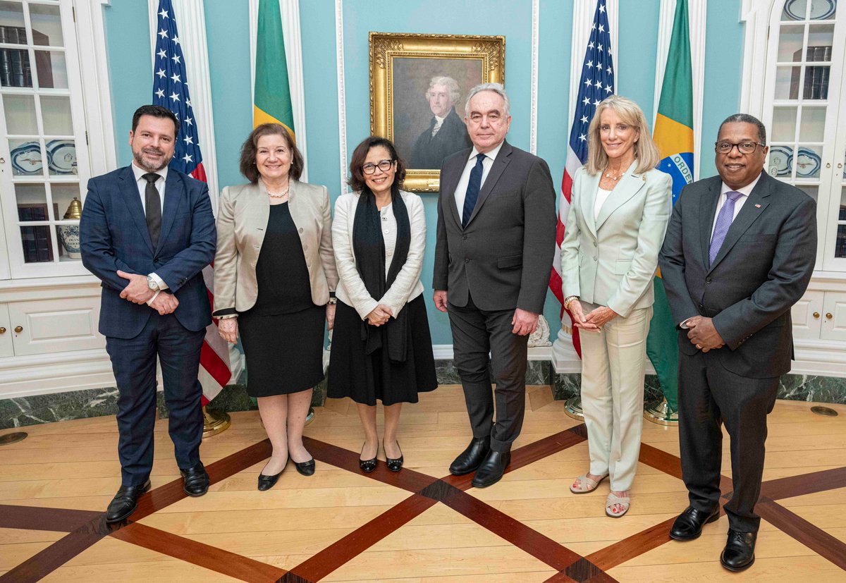 🌐🇧🇷🇺🇸 The 2nd edition of the Brazil-U.S. High-Level Dialogue was held today in Washington! Co-chaired by Brazil's Deputy Minister of Foreign Affairs, Amb. Maria Laura da Rocha, and U.S. Deputy Secretary of State, Kurt Campbell.