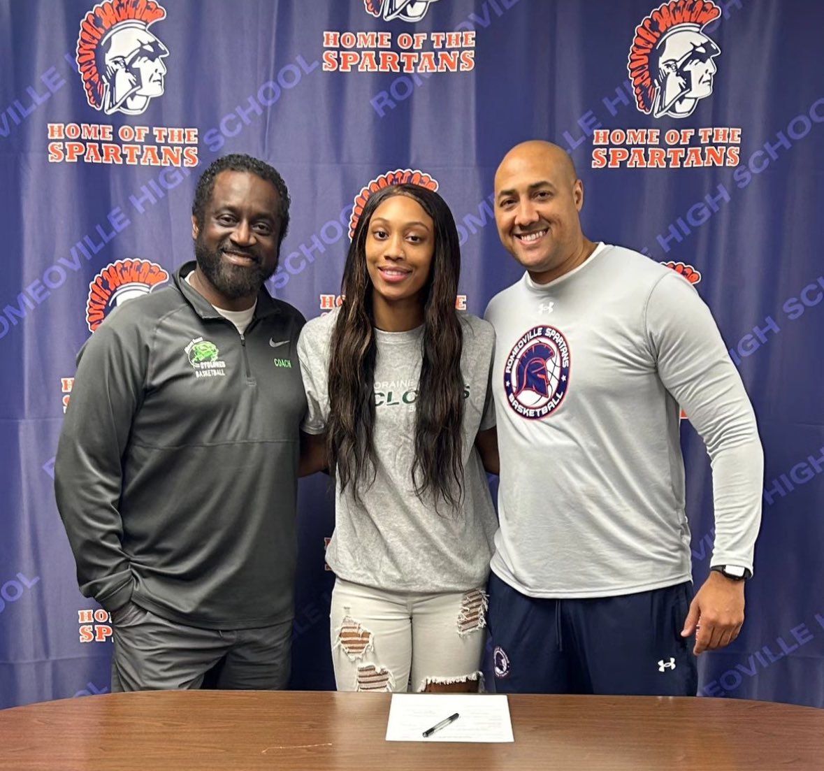 Congratulations to Jadea Johnson as she continues her academic and basketball career at Moraine Valley this upcoming fall. #RHS #SpartanProud #morainevalleybound 💙🏀🧡