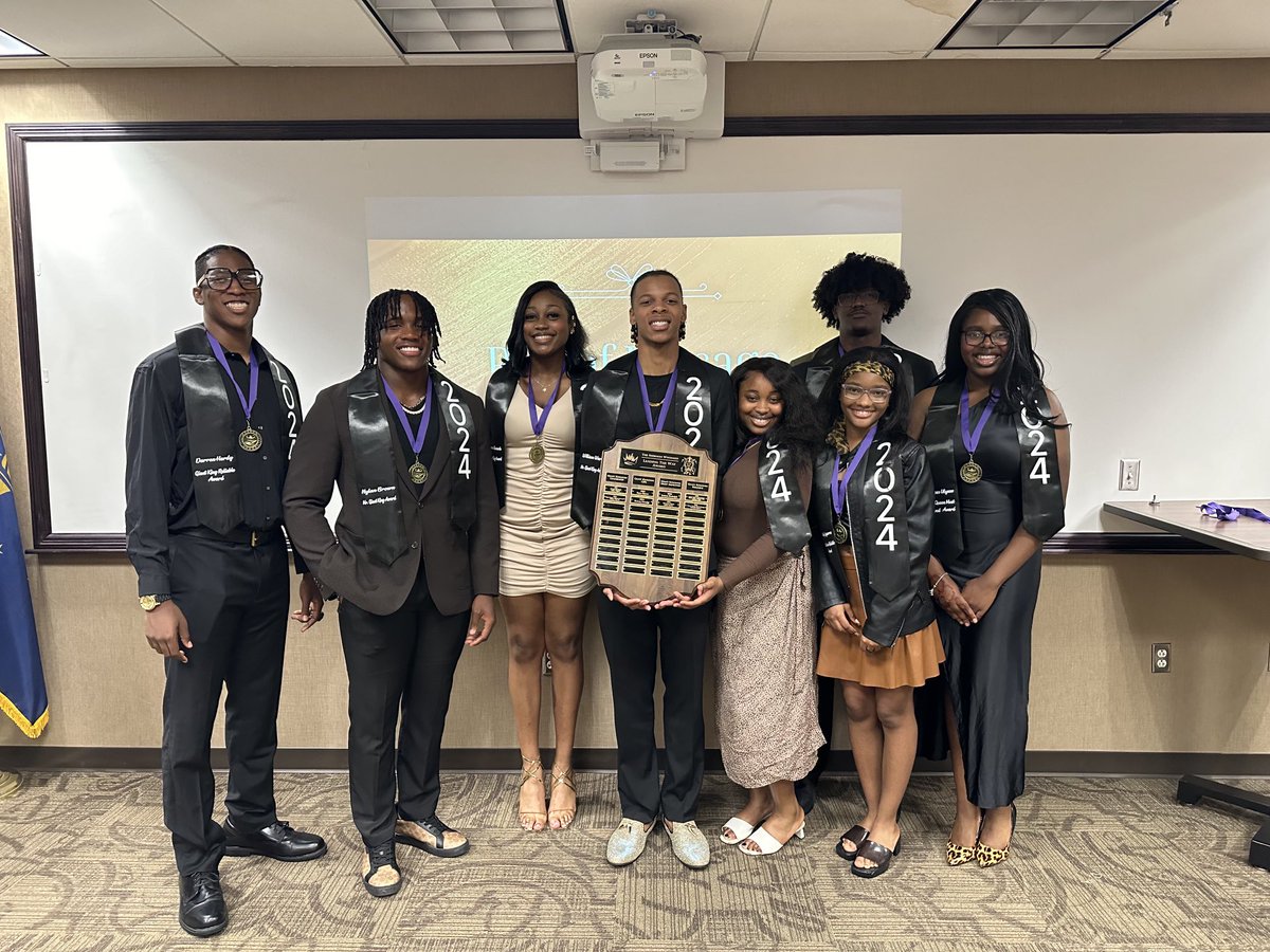 Giant Kingdom 2024 Award Winners! Thank you Queens and Kings for everything!