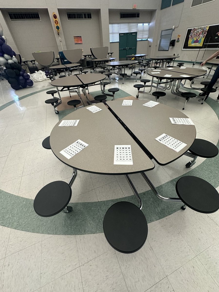coachbrekken's tweet photo. 3rd grade RELA teachers had their LAS data in first and had 100% completion for EMAS, too! To celebrate the ICs hosted Bingo. With nearly 100 3rd graders? No prob-llama. π¦#ShineALight
#SendItOn #MBEisFamily
#WeAreTheLight #nextkidup
#HumbleISDFamily
@HumbleISD
@HumbleISD_MBE https://t.co/6vOBPECsZW